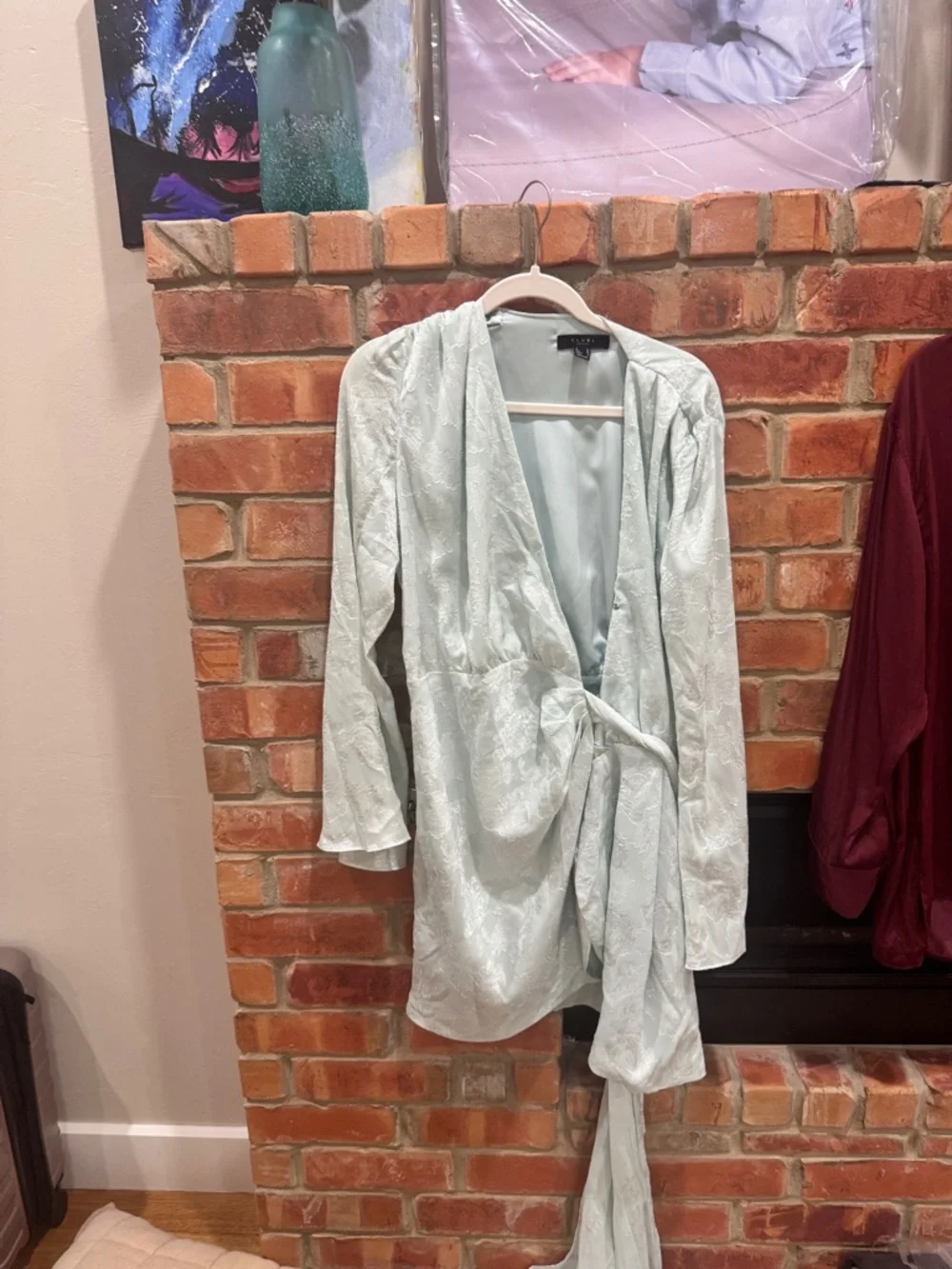 Club London DOREEN Mint Long-Sleeve Wrap Mini Dress Sz L; very flattering style - Picture 6 of 11